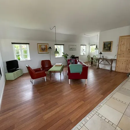 På Elmensbjerg Asperup