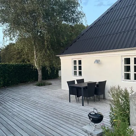 På Elmensbjerg Asperup